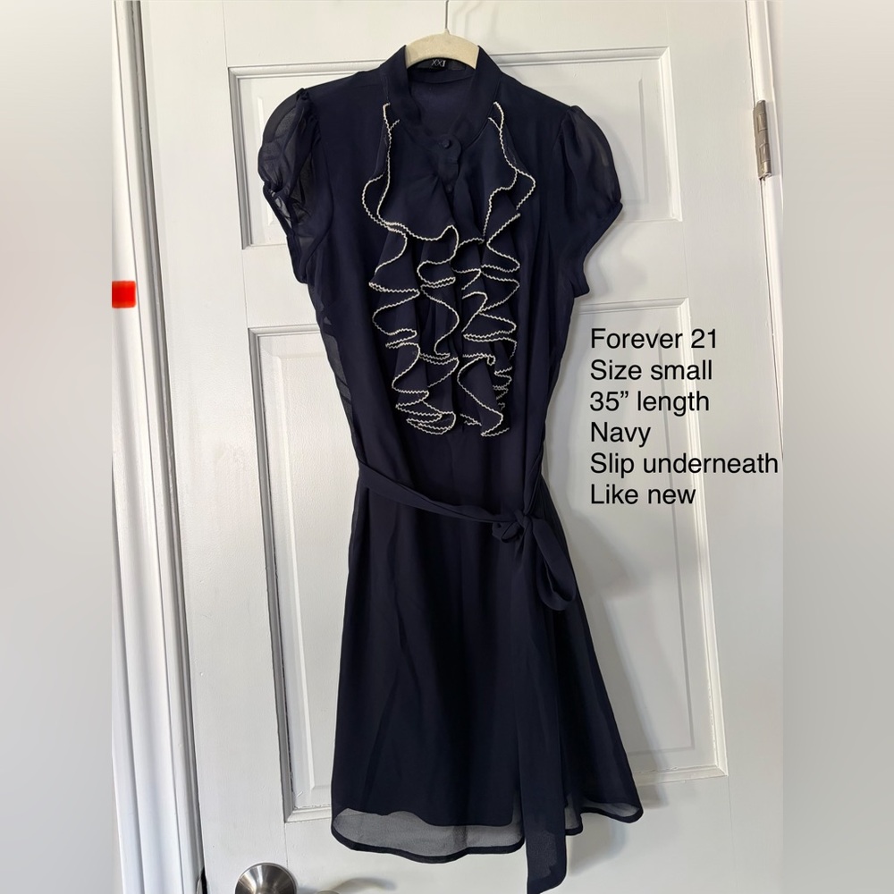 Small Forever 21 Navy Dress